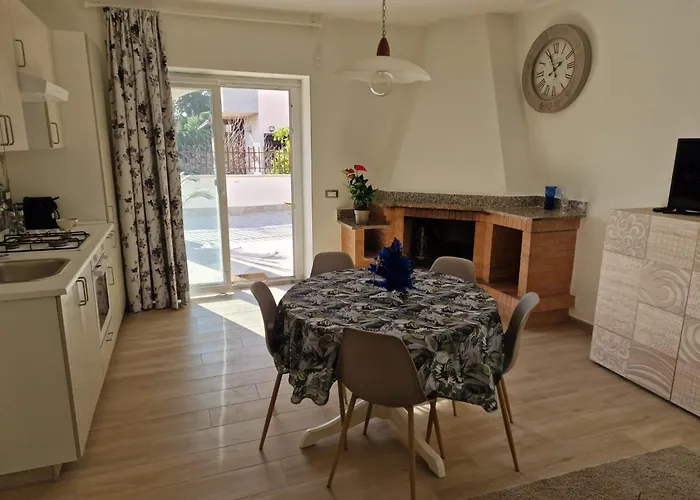 Greta Family House
