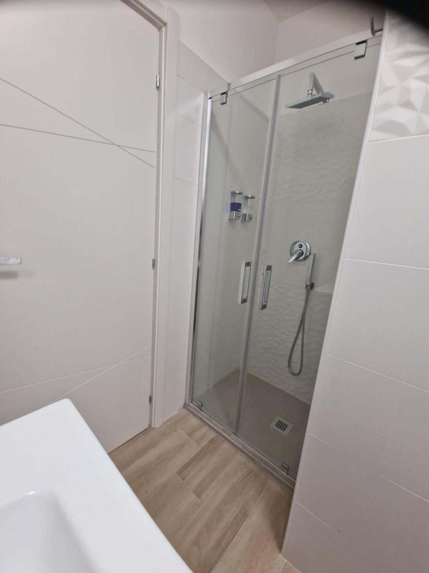 Greta Family House Apartment Rom